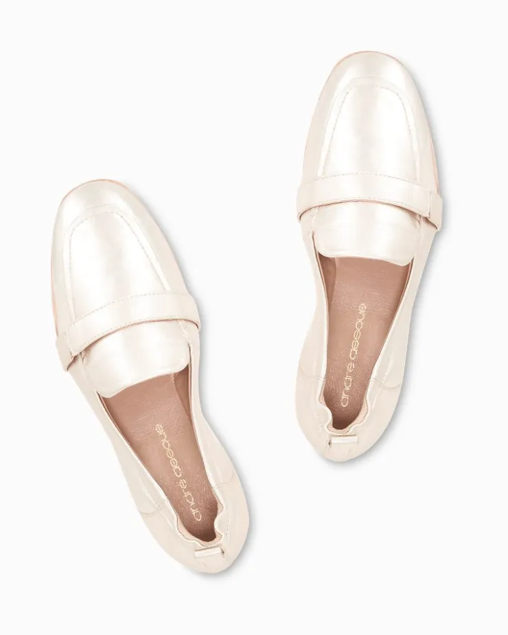 Women Tommy Bahama Shoes & Sandals<André Assous Cedar Leather Metallic Featherweights™ Loafers