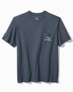 Tommy Bahama T-Shirts<Rumming Back, Wine Retriever Pocket T-Shirt